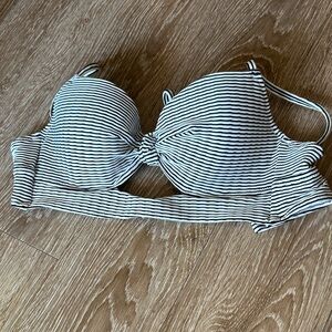 Shade & Shore Black and White Striped Bikini Top